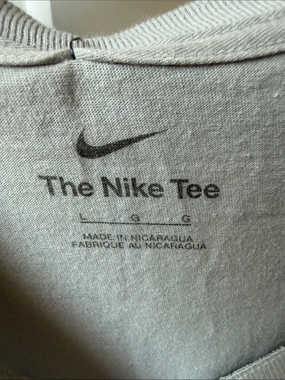 Nike men gray